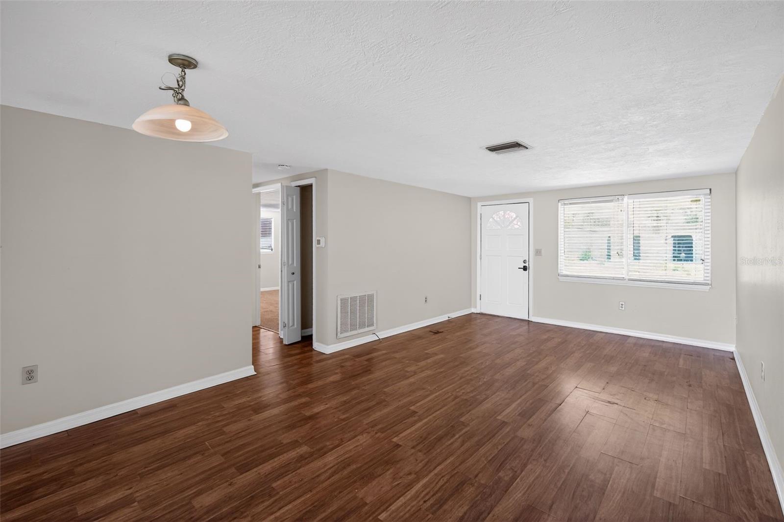 Image 4 of 30 For 3537 Seffner Drive