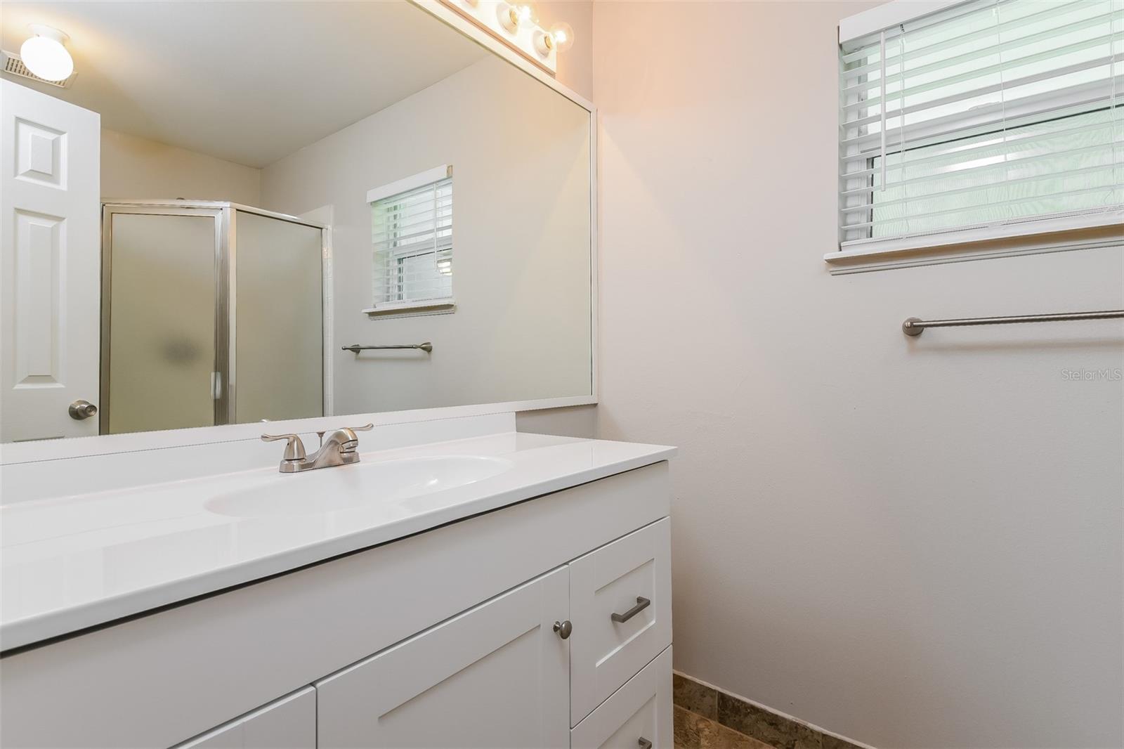 Image 11 of 16 For 1101 Munster Court