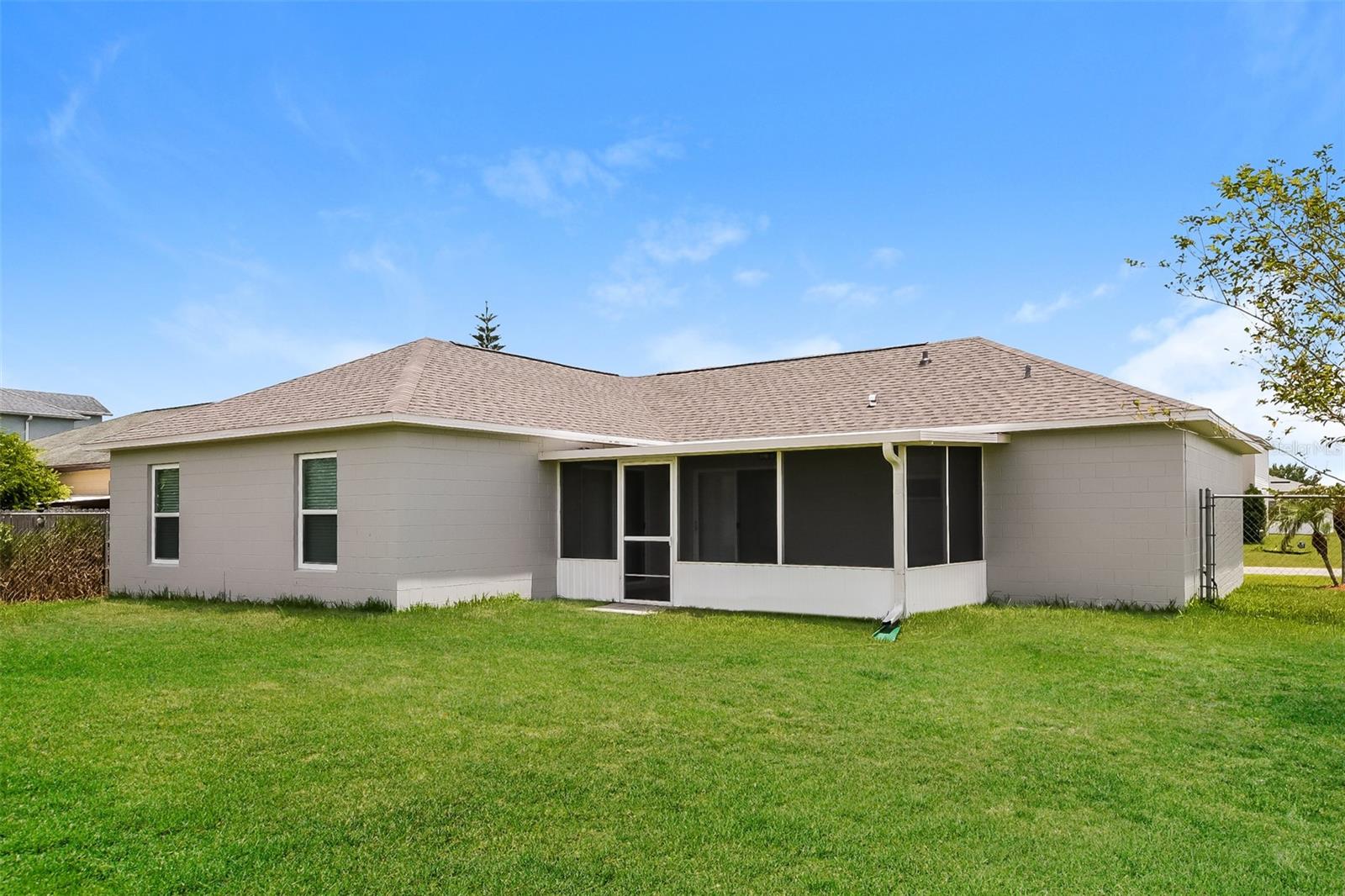 Image 15 of 16 For 1101 Munster Court