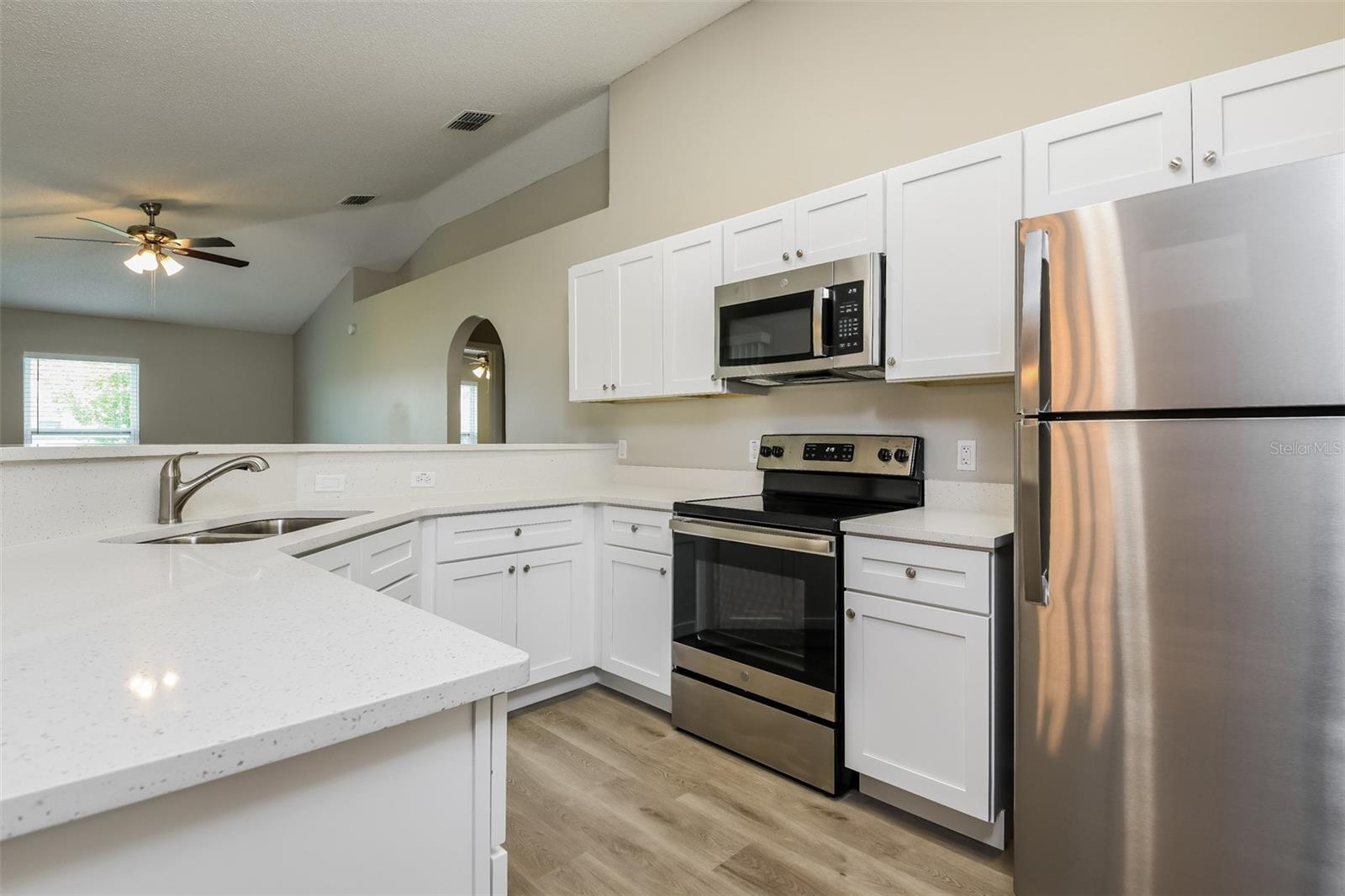 Image 5 of 16 For 1101 Munster Court