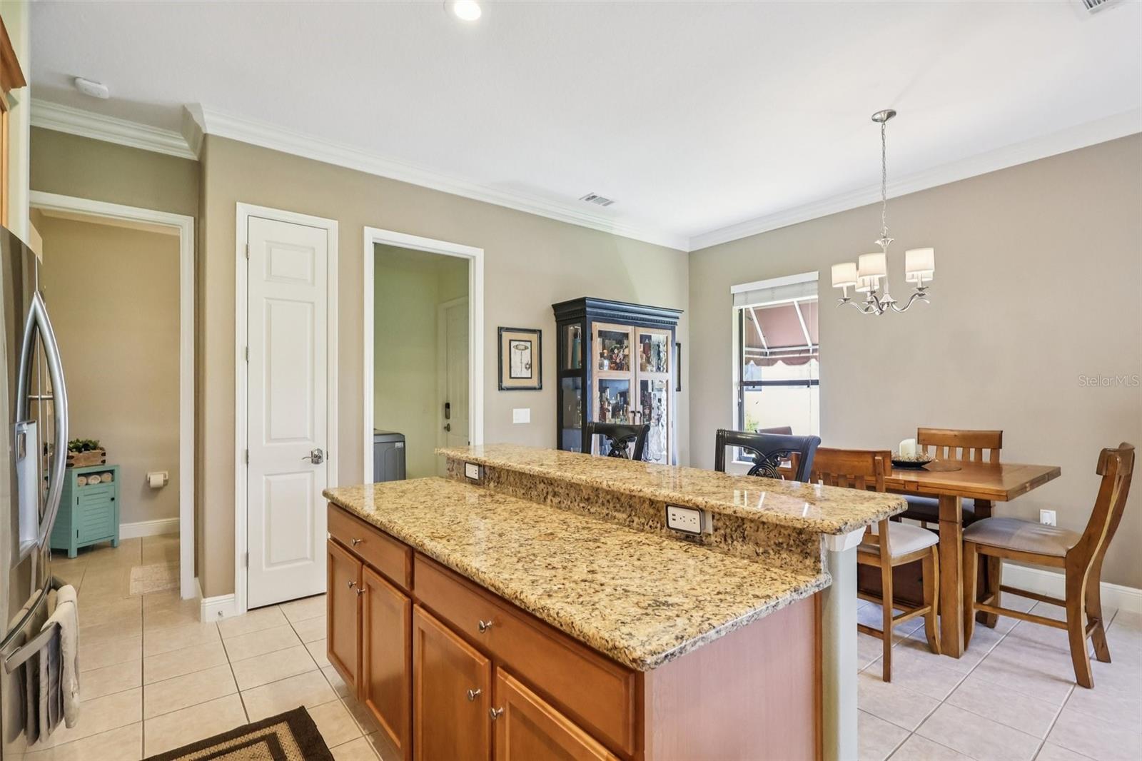 Image 15 of 59 For 235 Indian Wells Avenue