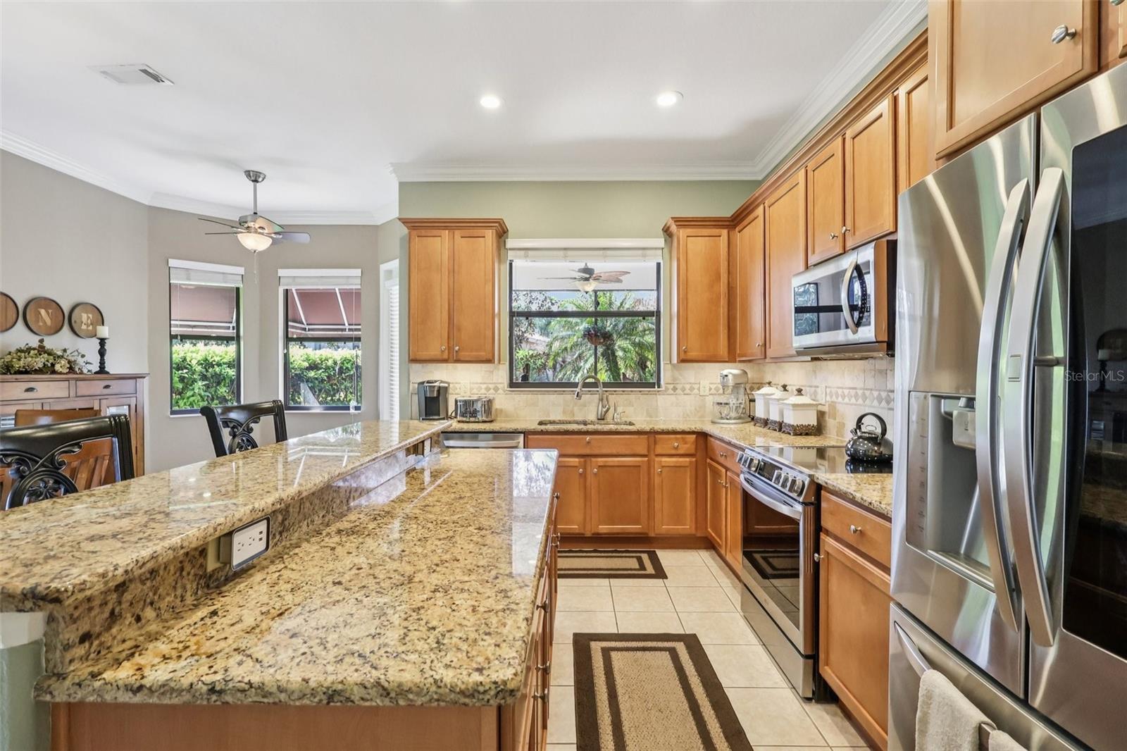 Image 19 of 59 For 235 Indian Wells Avenue