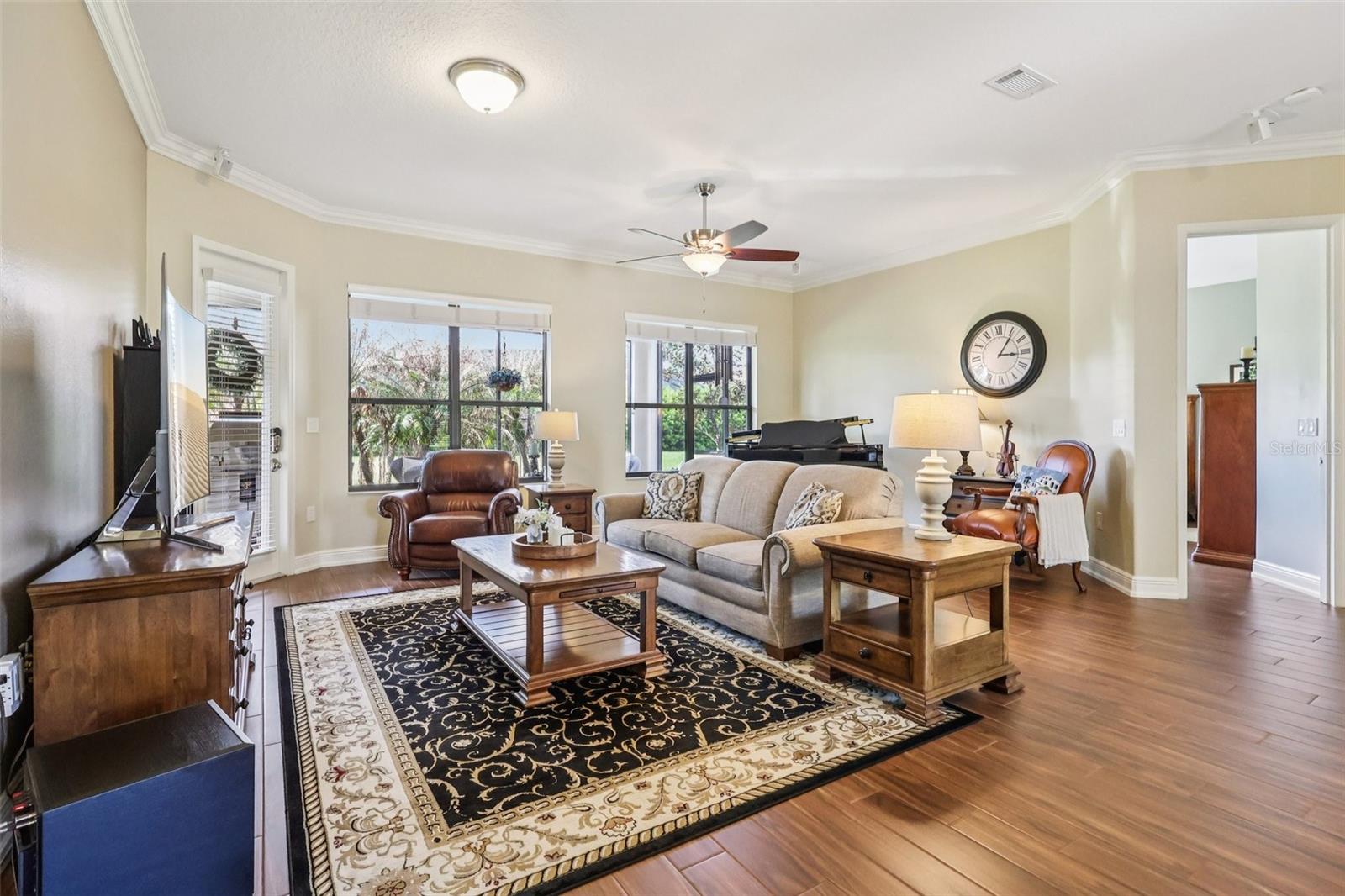 Image 8 of 59 For 235 Indian Wells Avenue