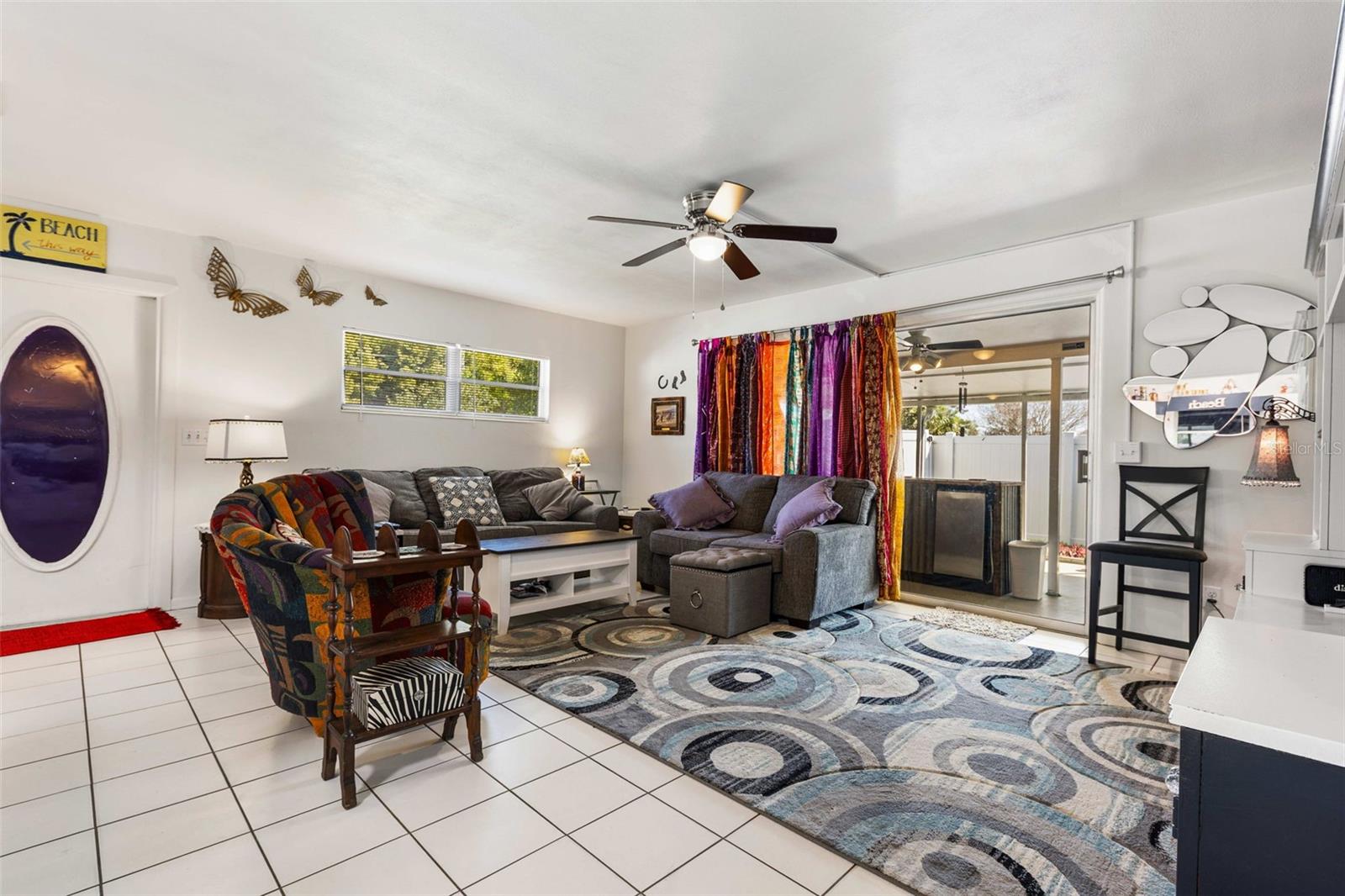 Image 21 of 33 For 936 Avenue T Se