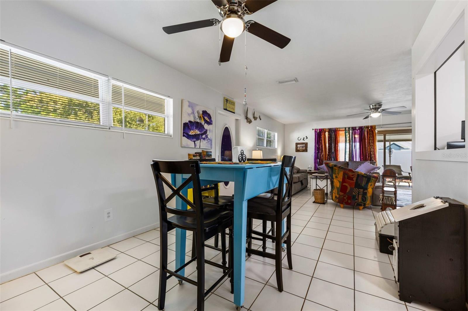 Image 5 of 33 For 936 Avenue T Se