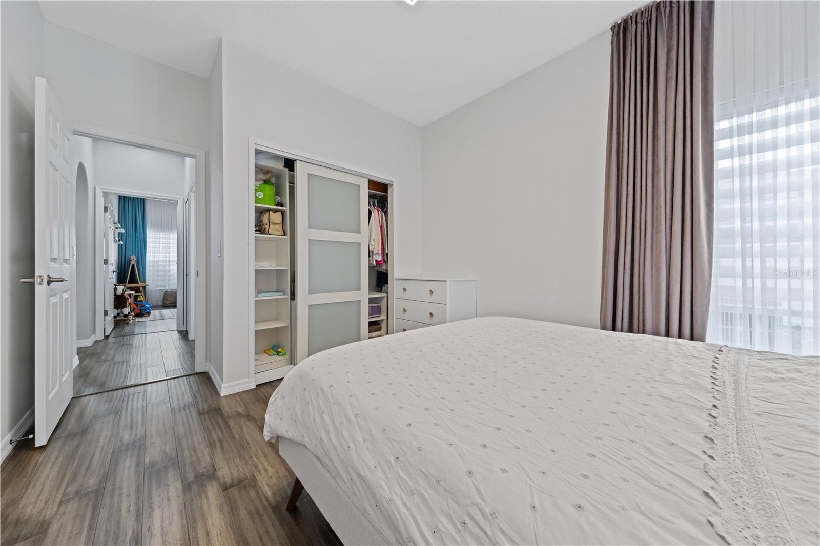 Image 26 of 40 For 7770 Glynde Hill Drive