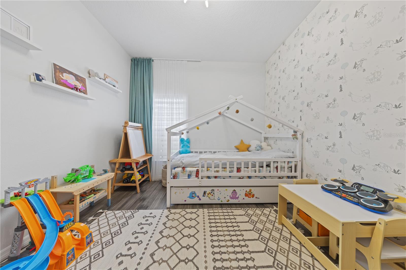 Image 29 of 40 For 7770 Glynde Hill Drive