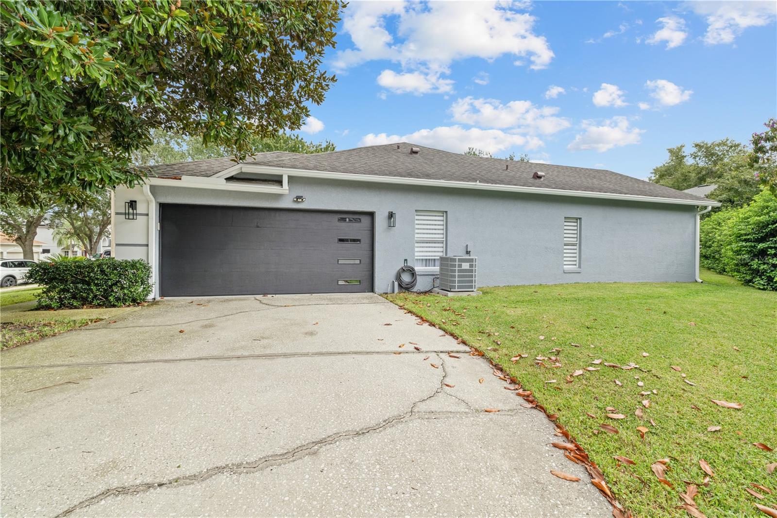 Image 36 of 40 For 7770 Glynde Hill Drive