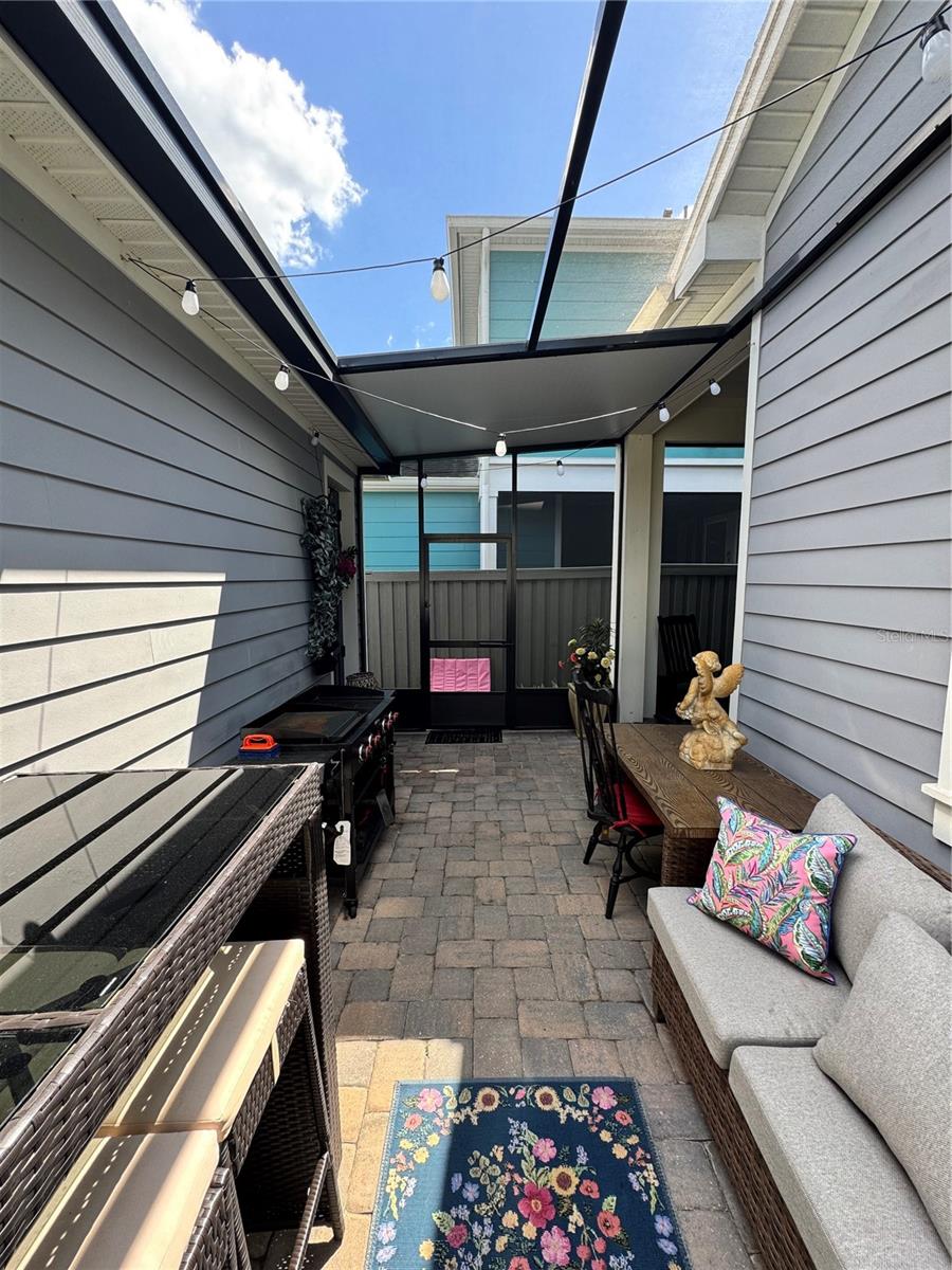 Image 17 of 34 For 7761 Laureate Boulevard