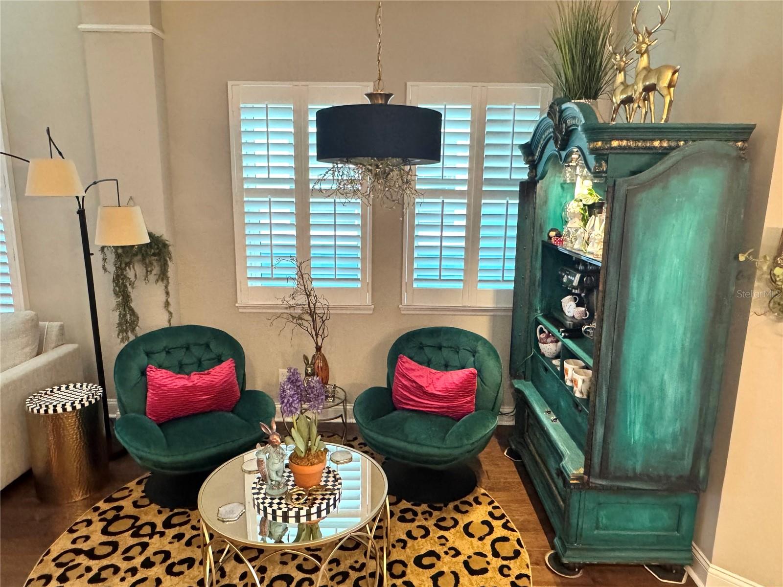 Image 3 of 34 For 7761 Laureate Boulevard