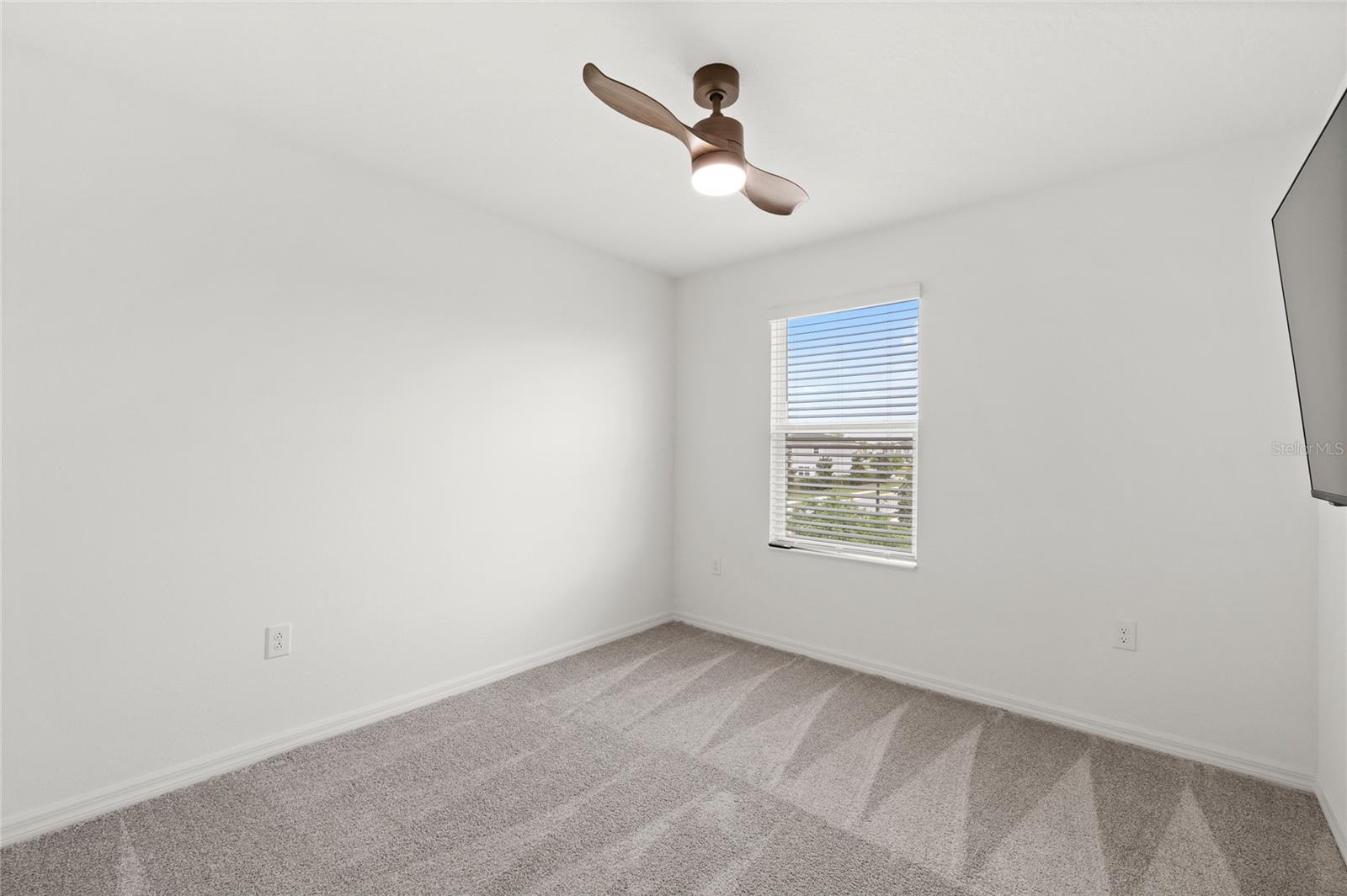 Image 28 of 48 For 2342 Twin Flower Lane