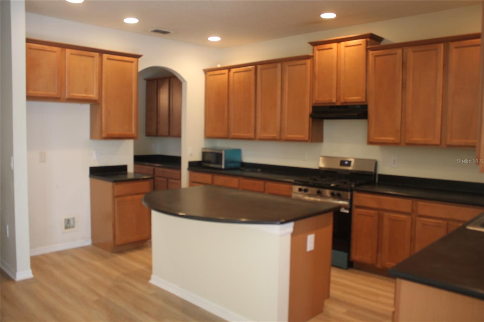 Image 4 of 20 For 4542 Blue Major Drive