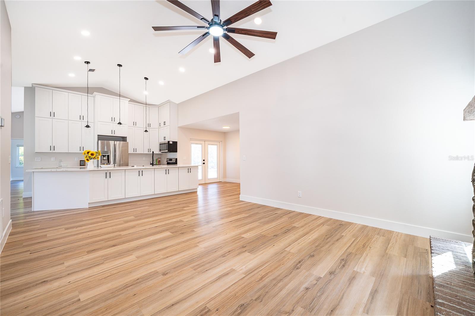 Image 10 of 32 For 2203 Bancroft Boulevard