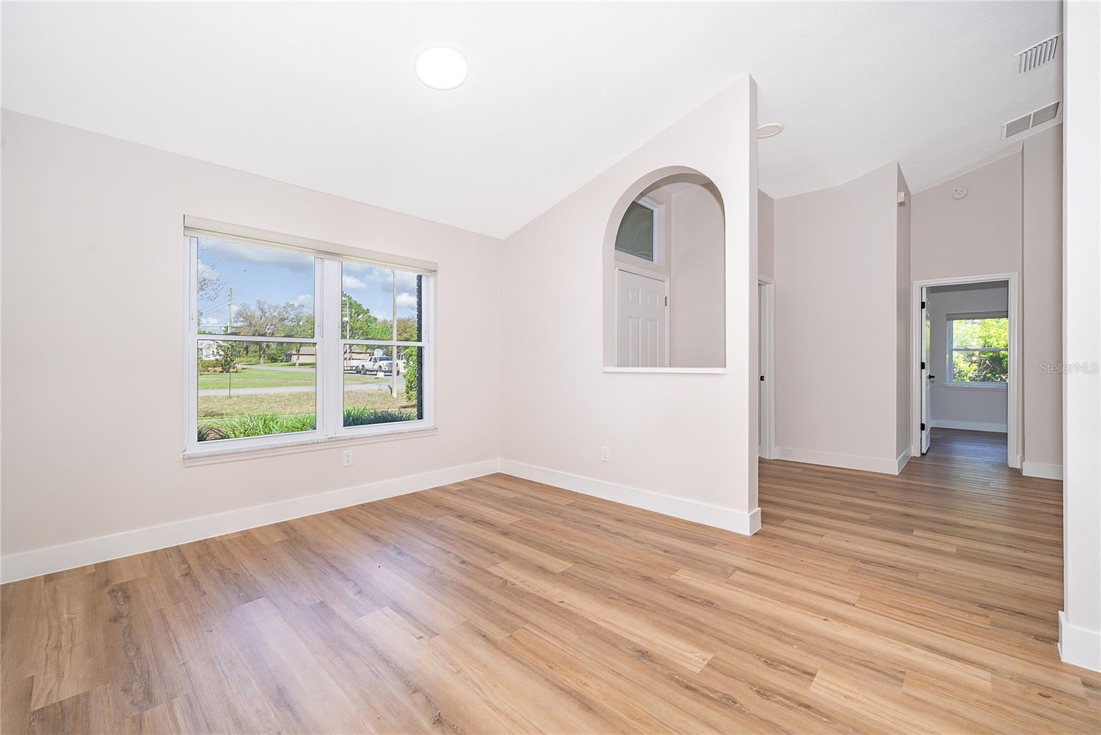 Image 13 of 32 For 2203 Bancroft Boulevard