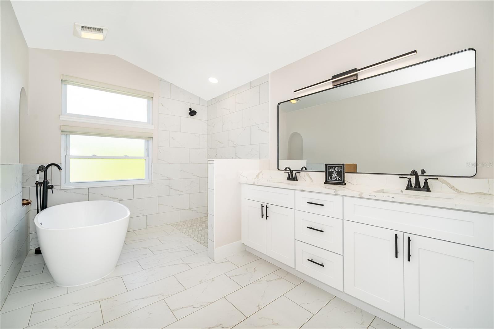 Image 15 of 32 For 2203 Bancroft Boulevard