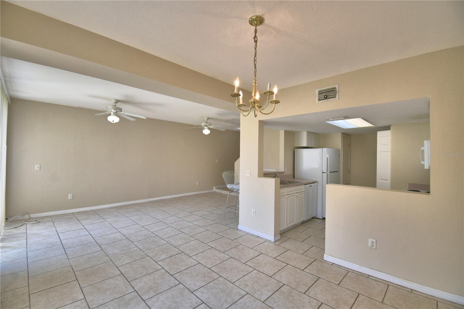 Image 10 of 58 For 217 Australian Way