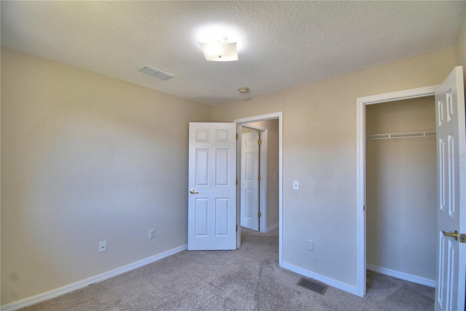 Image 31 of 58 For 217 Australian Way