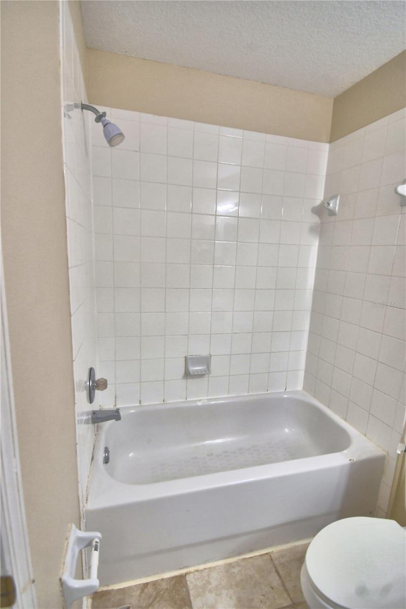 Image 40 of 58 For 217 Australian Way