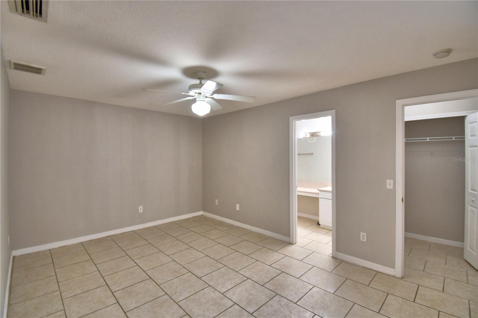 Image 52 of 58 For 217 Australian Way