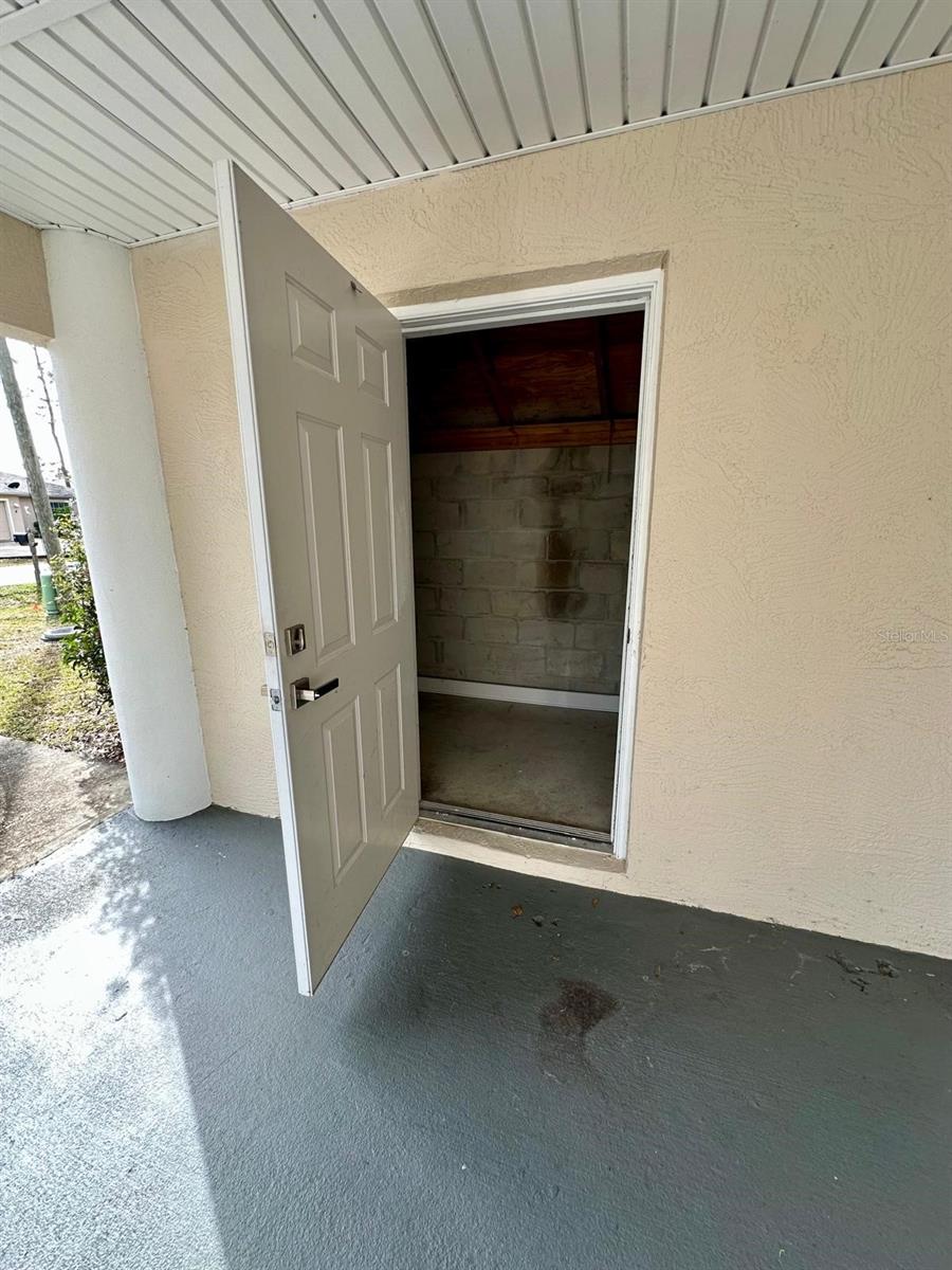 Image 18 of 19 For 5 Eton Lane 