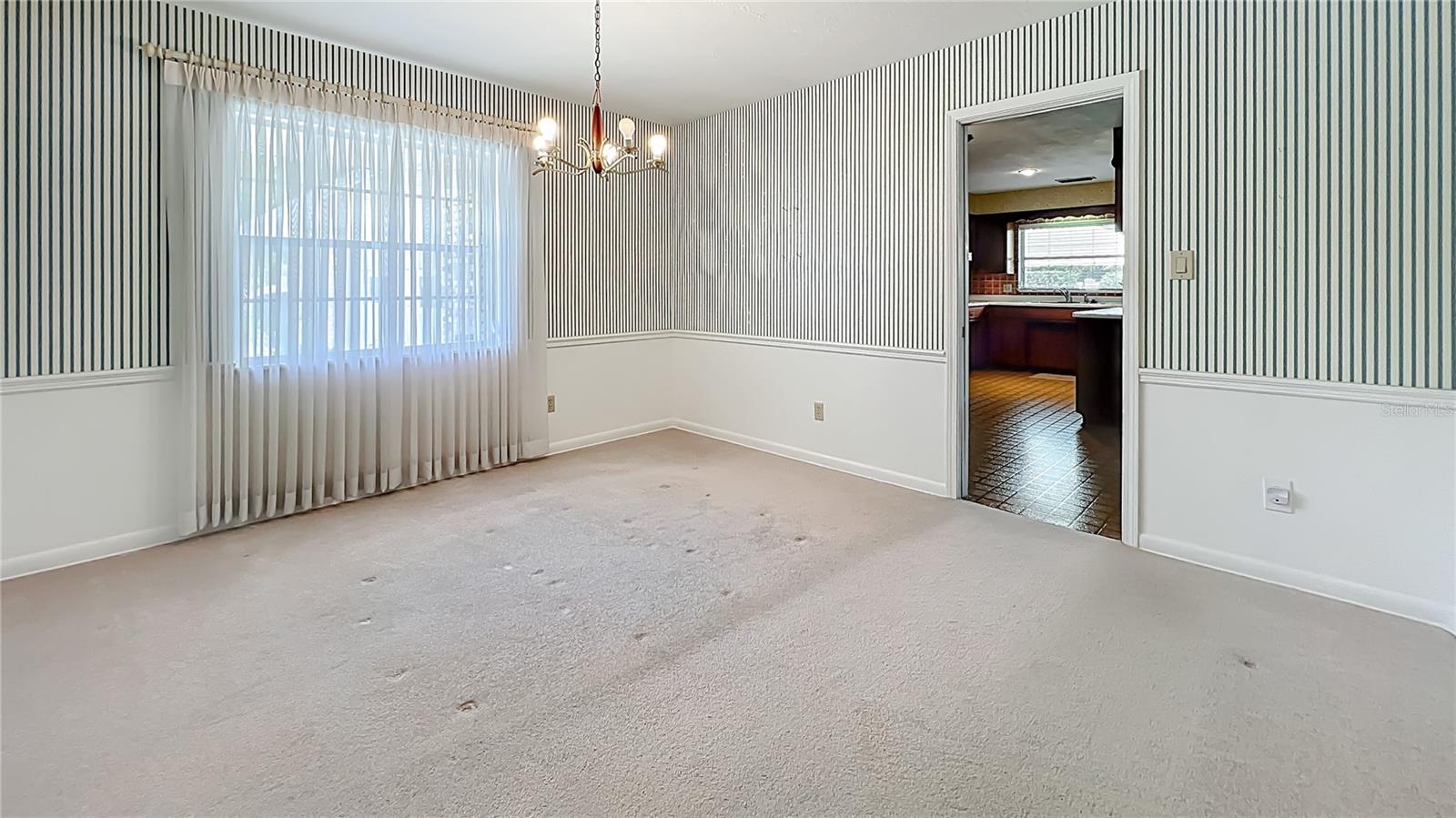 Image 11 of 52 For 2600 Mohawk Trail