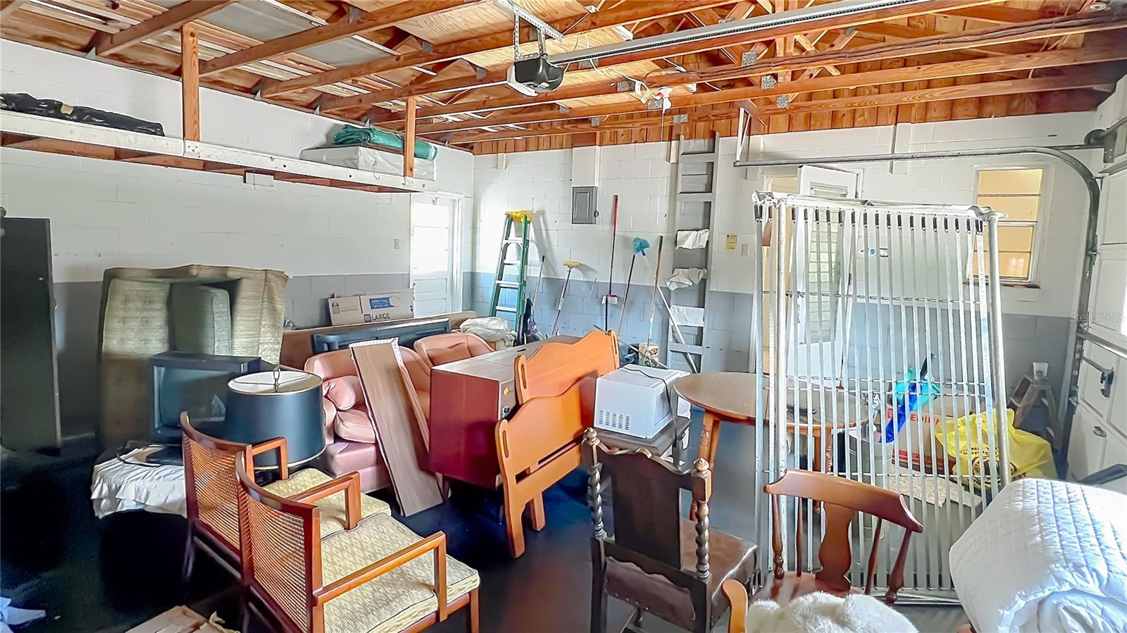 Image 41 of 52 For 2600 Mohawk Trail