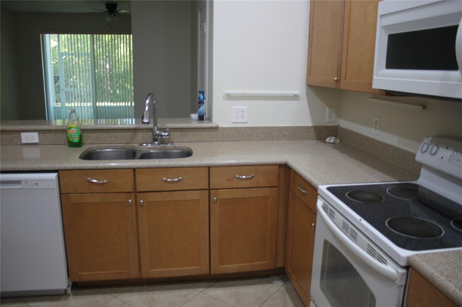 Image 5 of 26 For 3222 Villa Strada Way