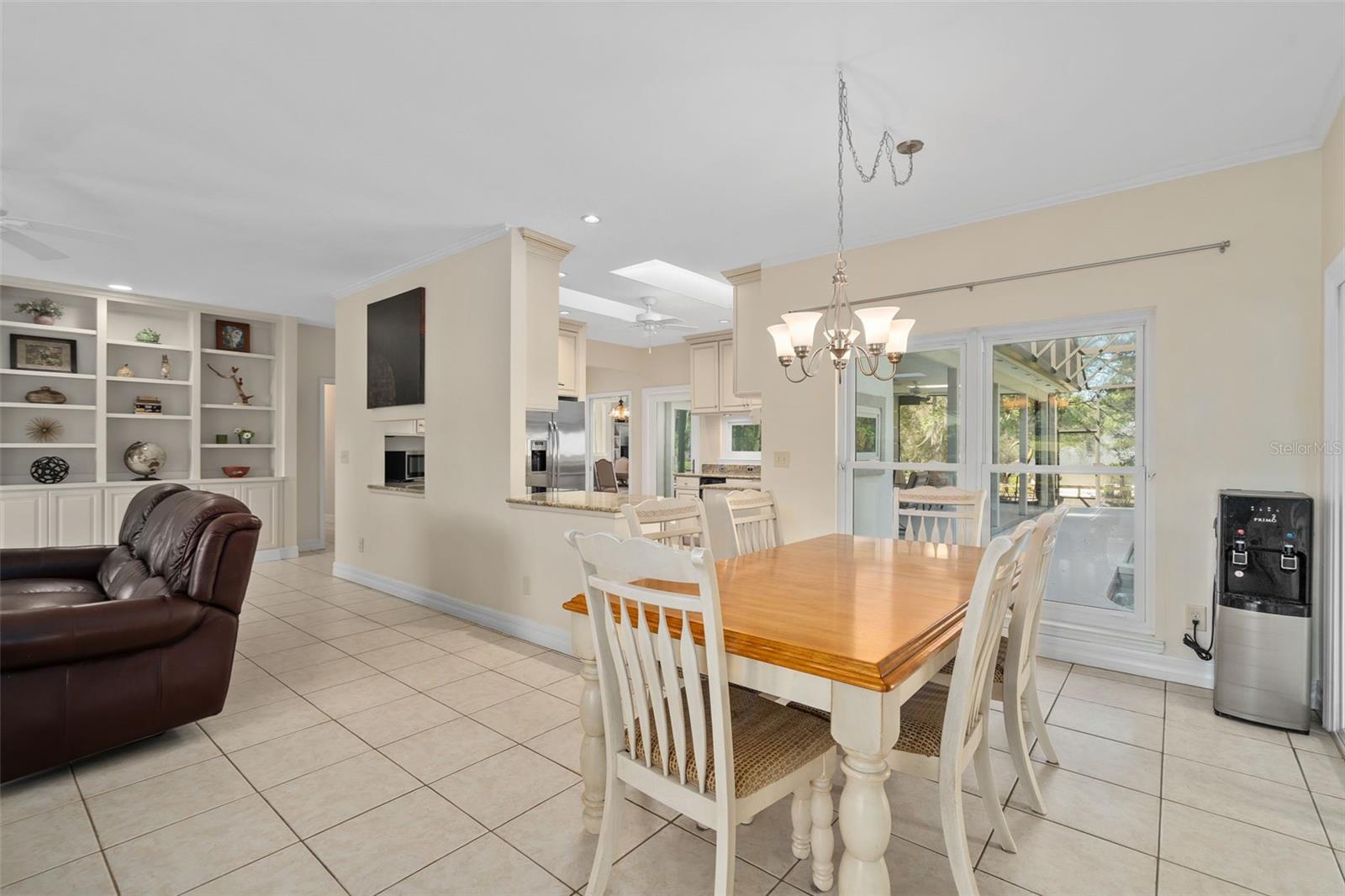 Image 10 of 43 For 1805 Meadowbend Drive