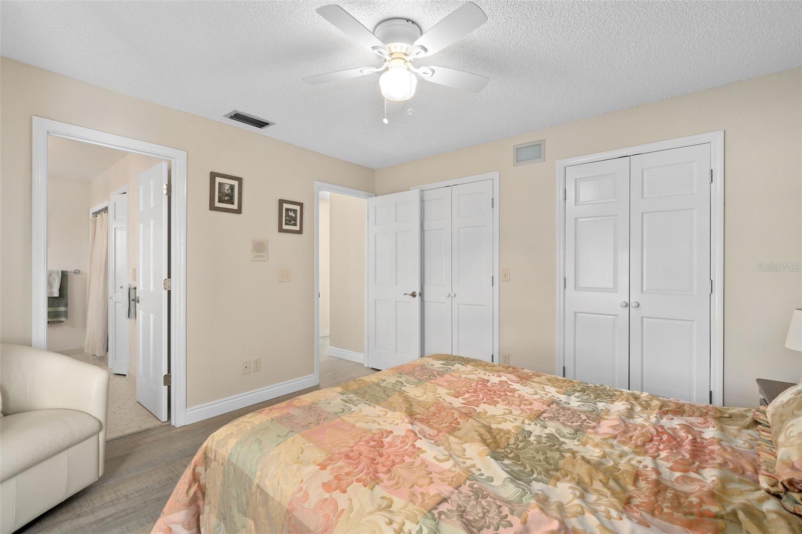 Image 26 of 43 For 1805 Meadowbend Drive