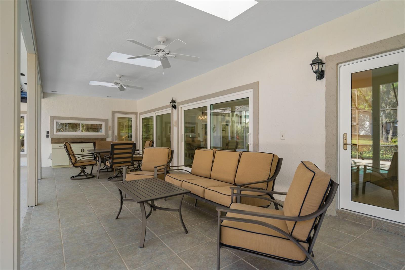 Image 33 of 43 For 1805 Meadowbend Drive