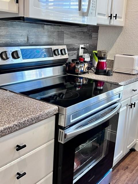 Image 13 of 62 For 860 N Orange Avenue 268