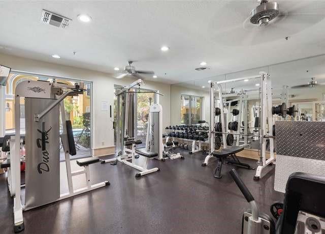 Image 49 of 62 For 860 N Orange Avenue 268