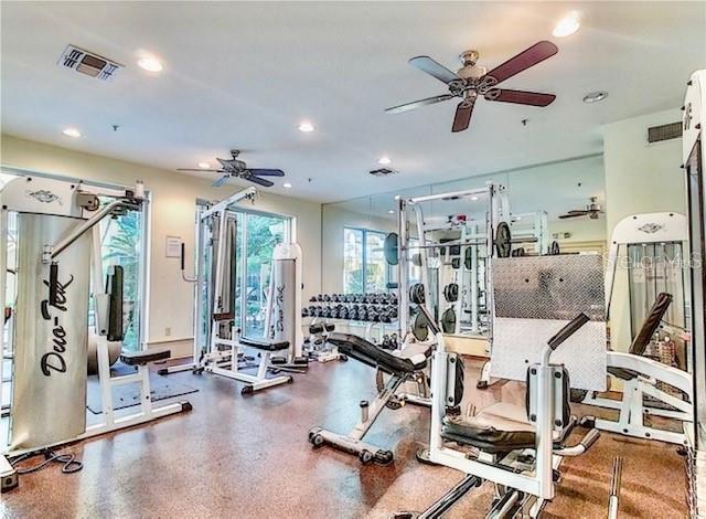 Image 58 of 62 For 860 N Orange Avenue 268