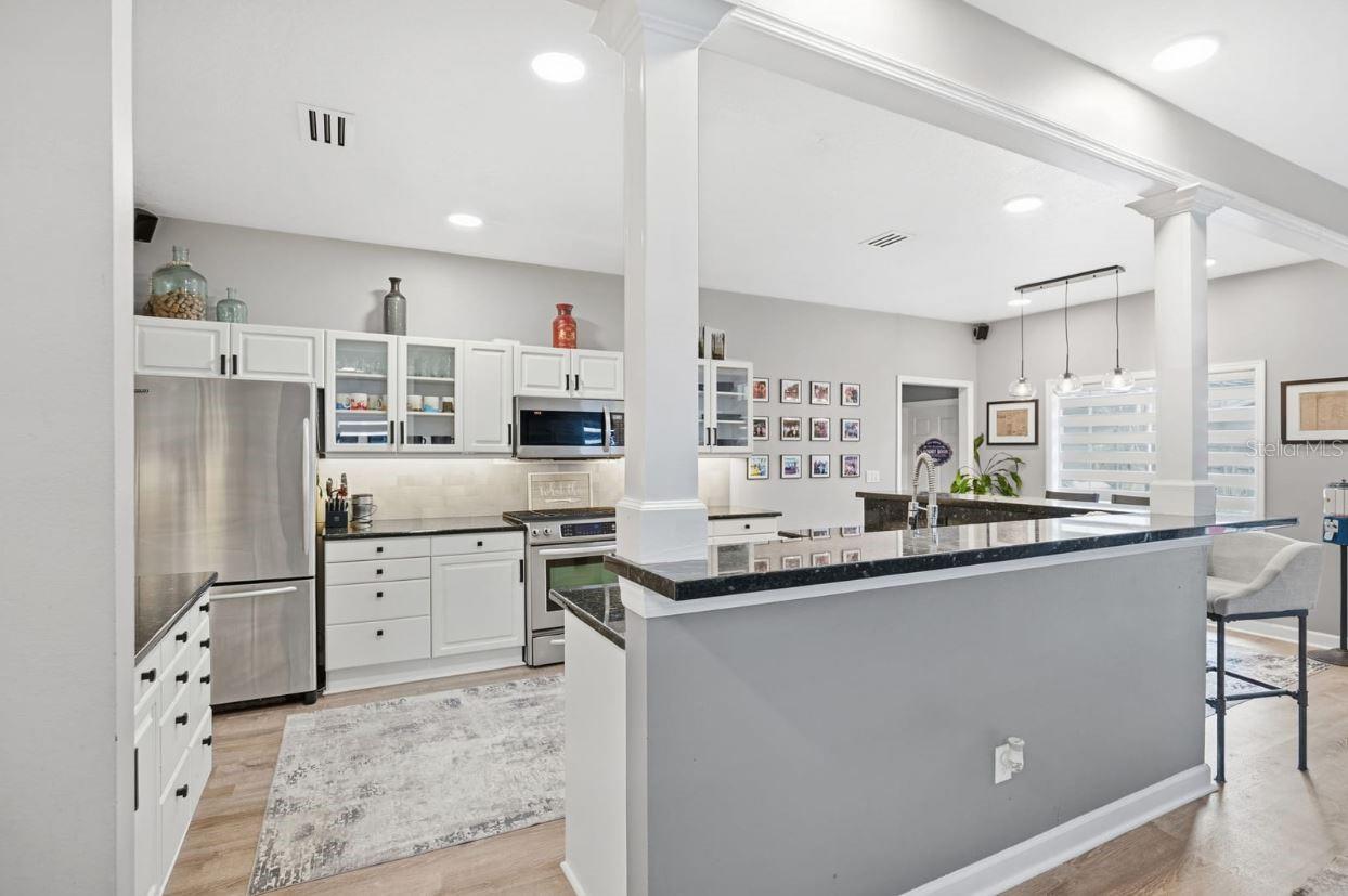 Image 14 of 49 For 111 Kennison