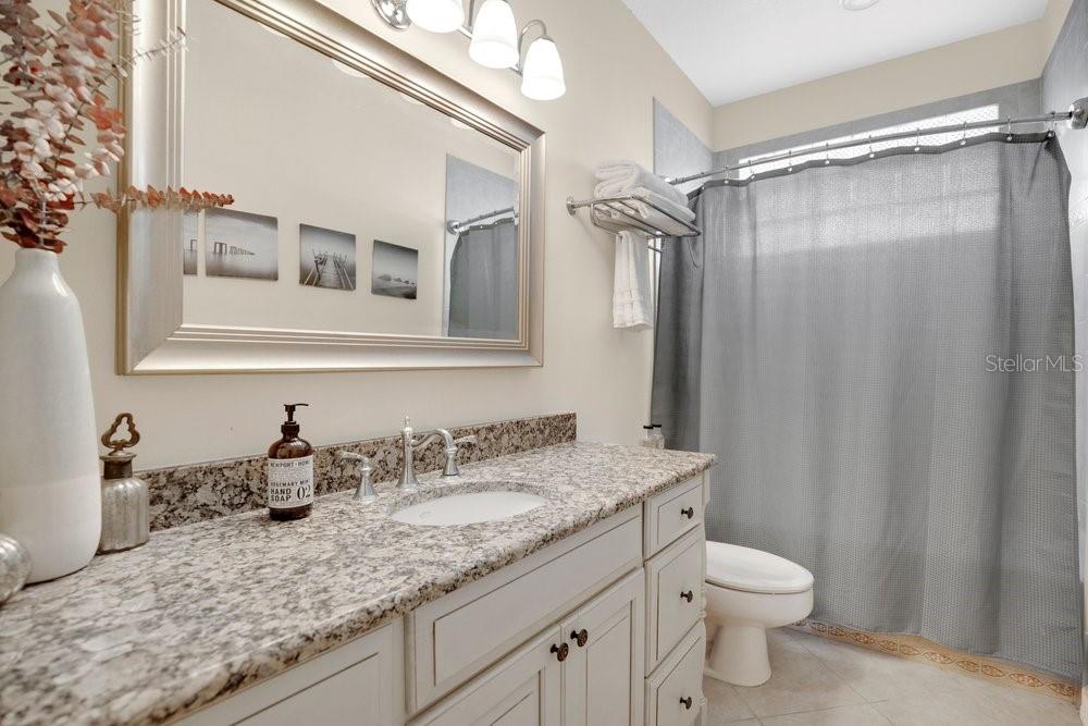 Image 25 of 49 For 111 Kennison