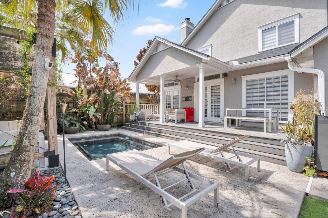 Image 37 of 49 For 111 Kennison