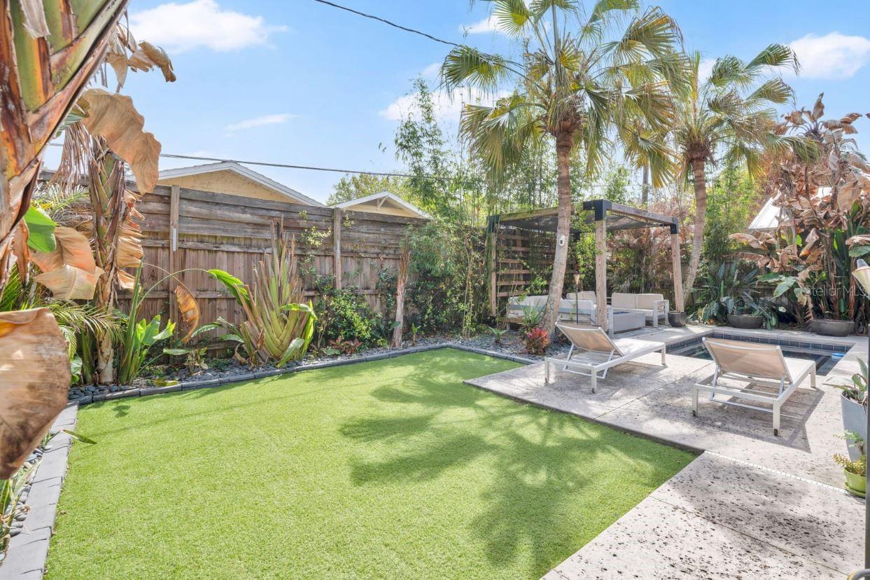 Image 39 of 49 For 111 Kennison