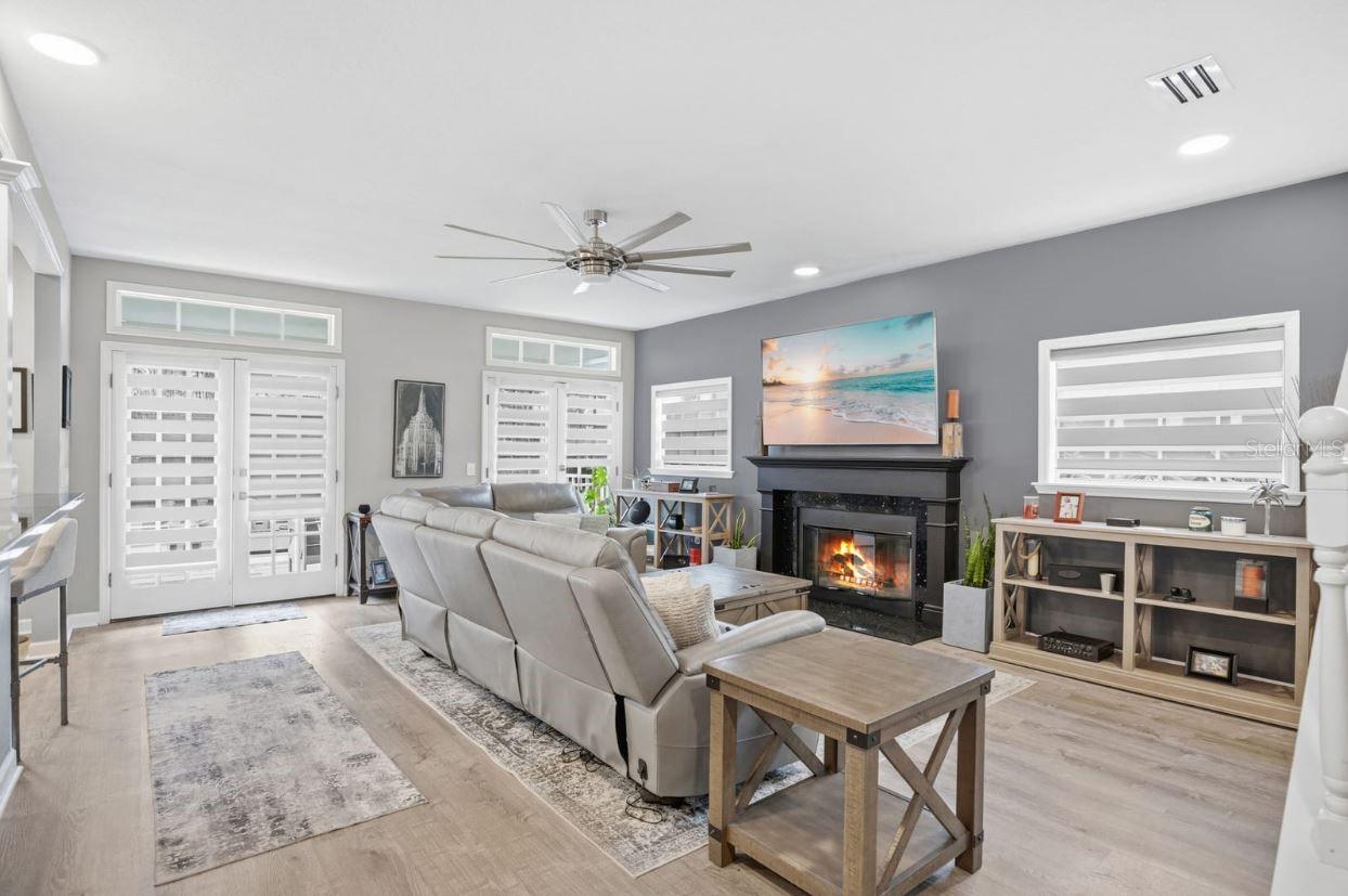 Image 9 of 49 For 111 Kennison