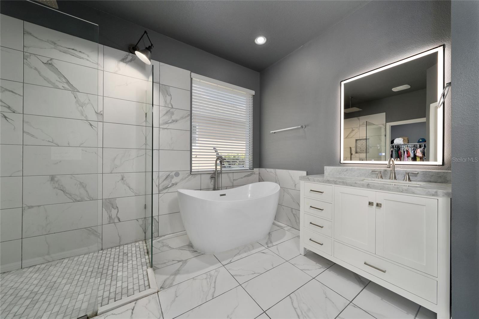 Image 15 of 28 For 12784 Garridan Avenue