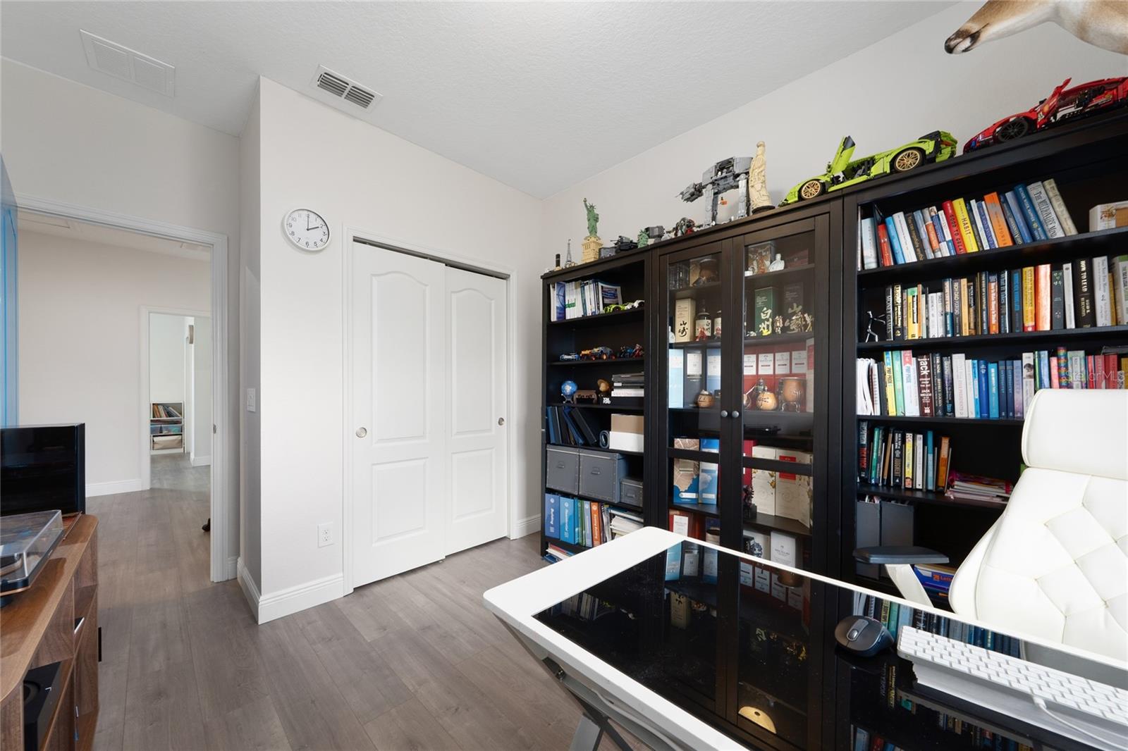 Image 21 of 28 For 12784 Garridan Avenue