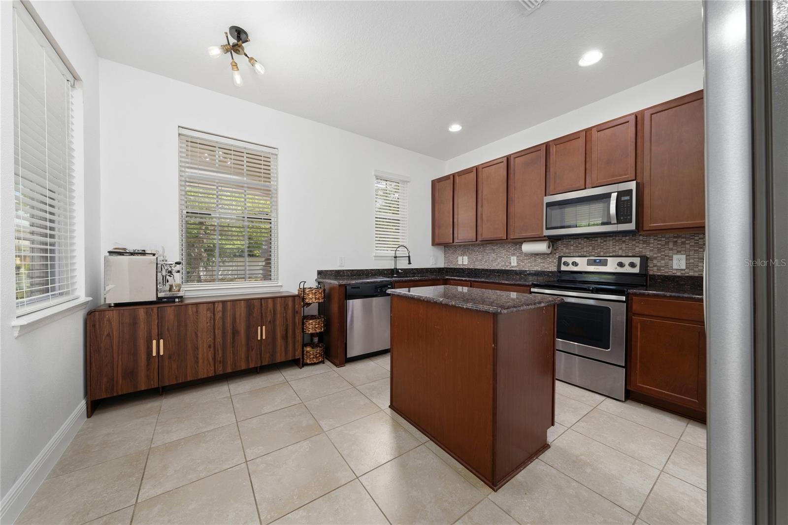 Image 5 of 28 For 12784 Garridan Avenue