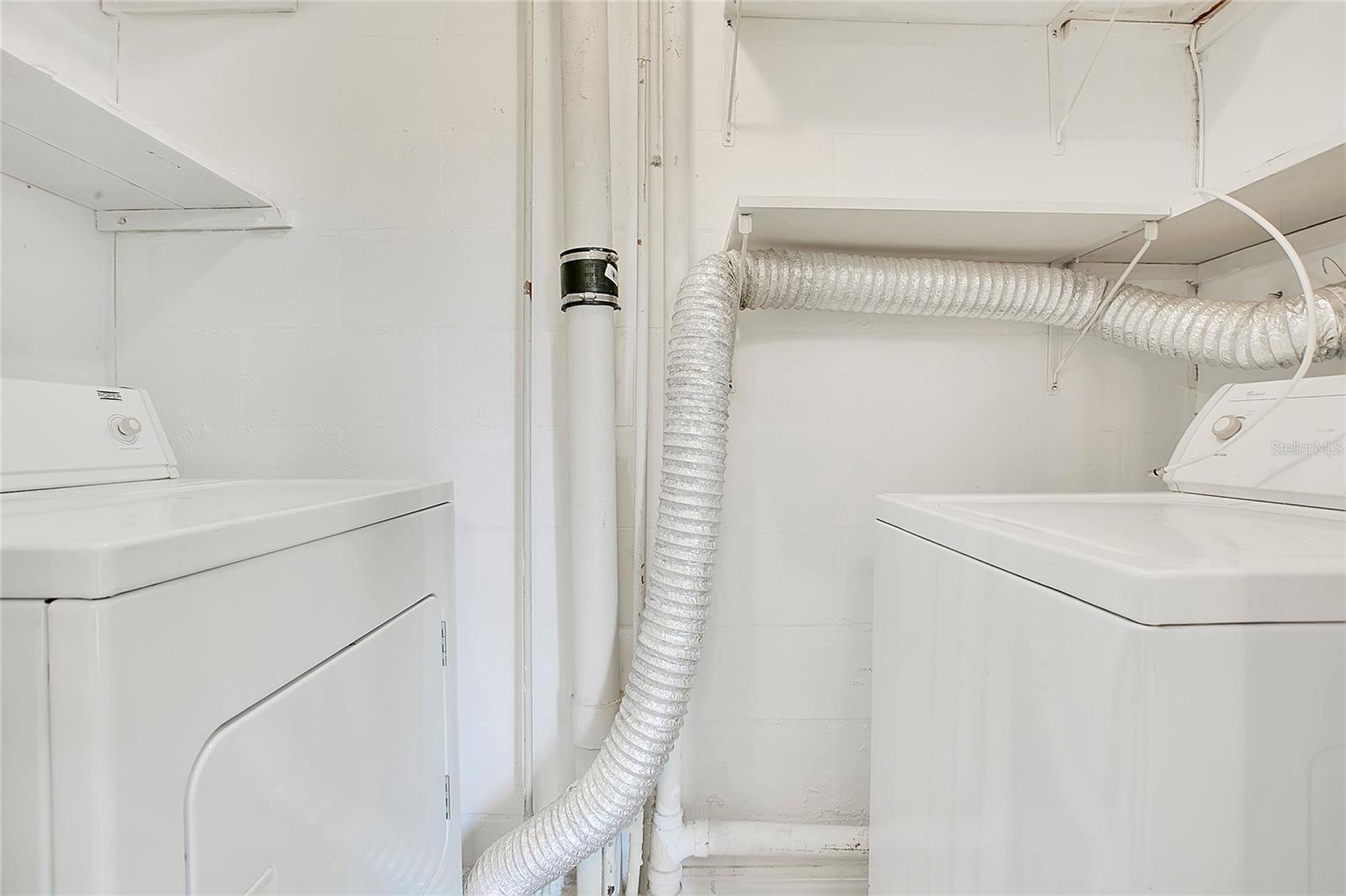 Image 11 of 33 For 832 25th Street