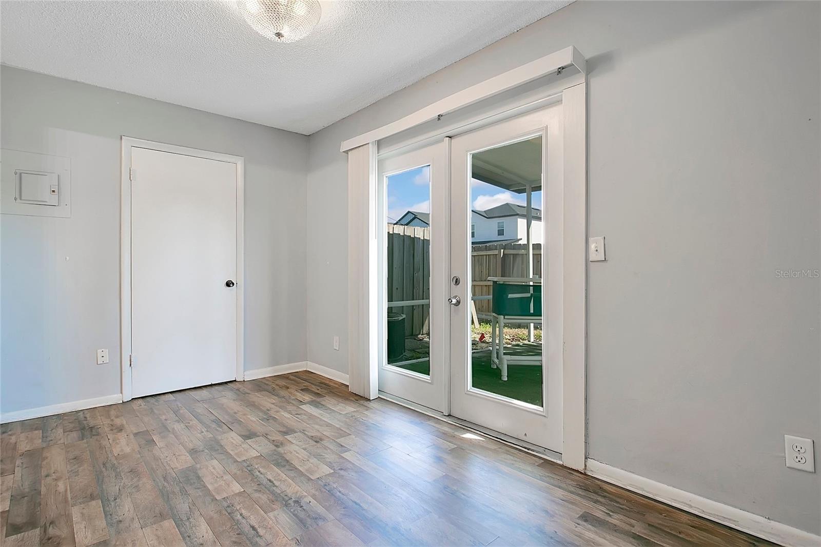 Image 9 of 33 For 832 25th Street