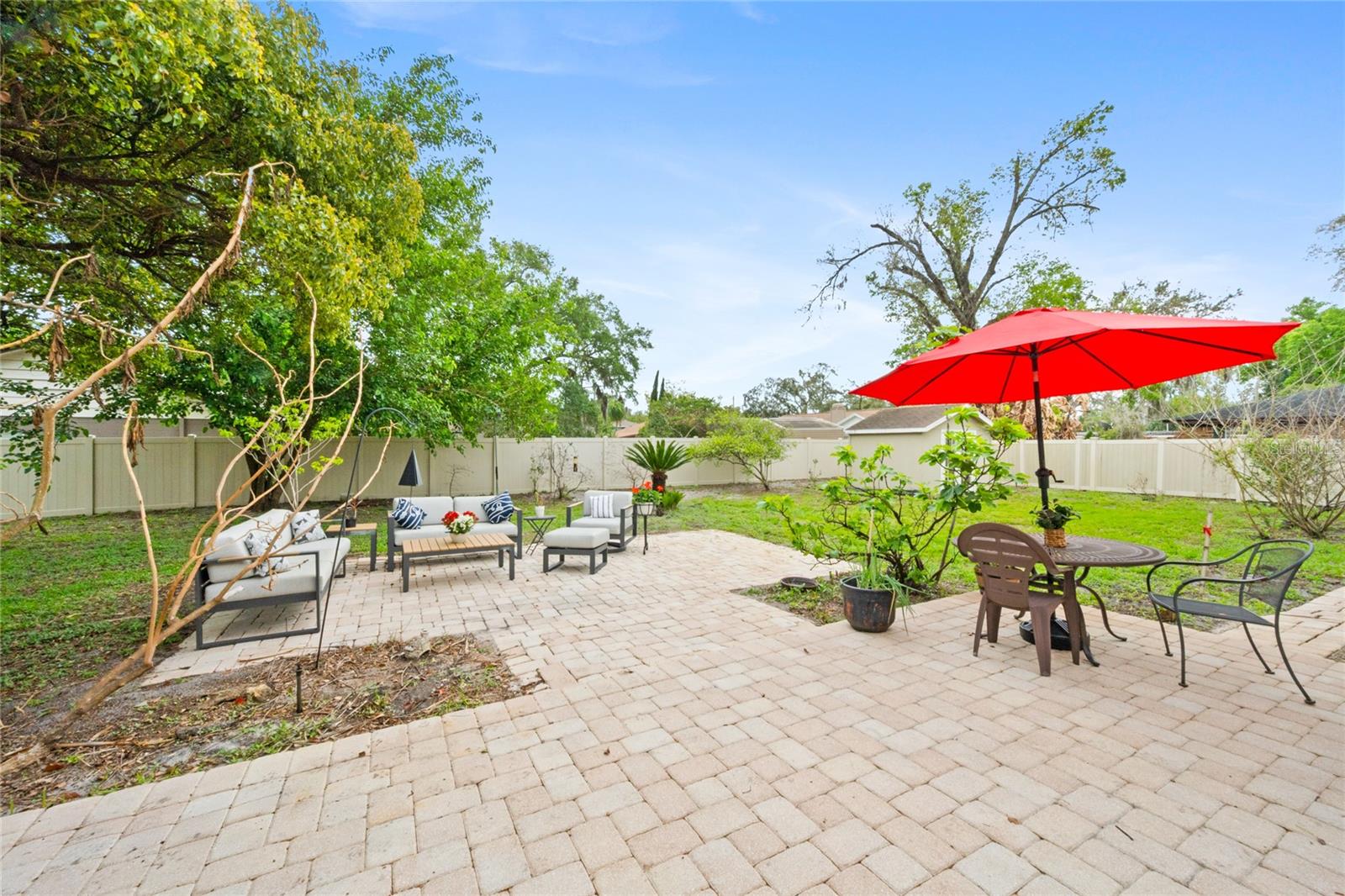 Image 30 of 42 For 305 Palm Springs Drive