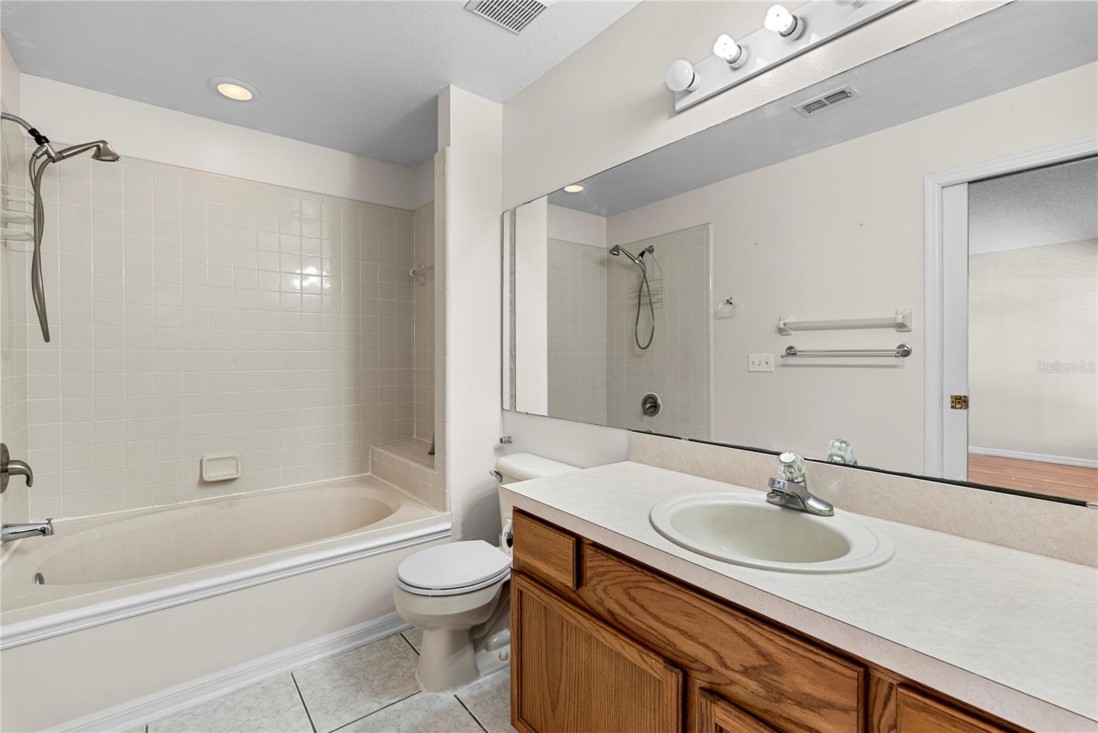 Image 12 of 24 For 1533 Stanbury Drive