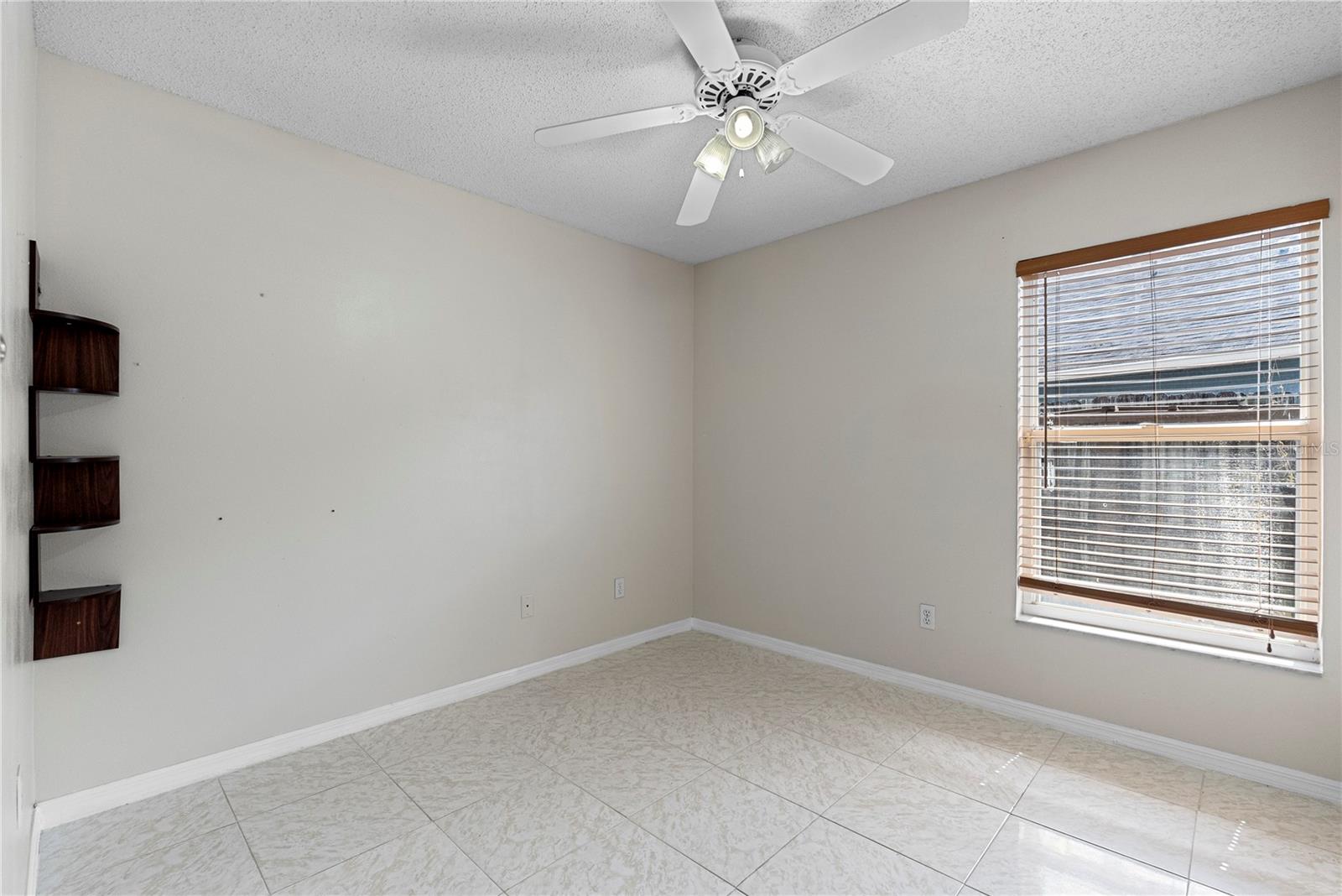 Image 14 of 24 For 1533 Stanbury Drive