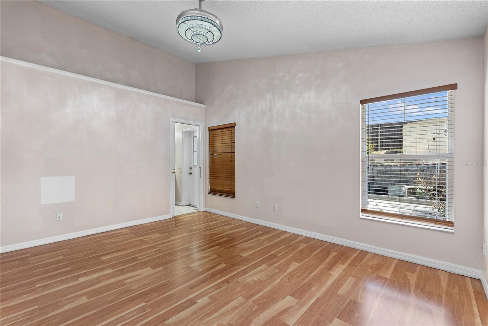 Image 9 of 24 For 1533 Stanbury Drive