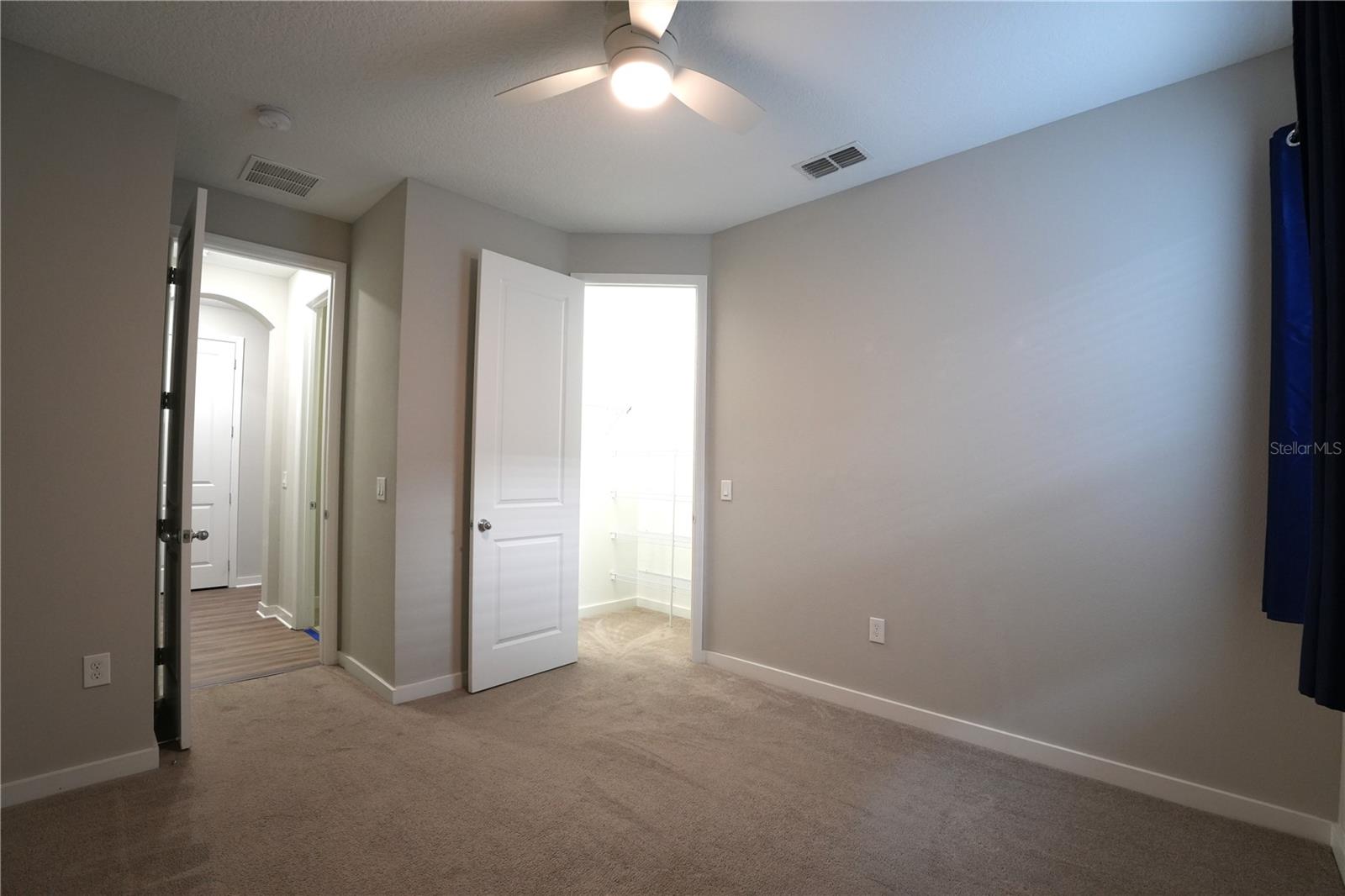 Image 16 of 25 For 2004 Grant Avenue