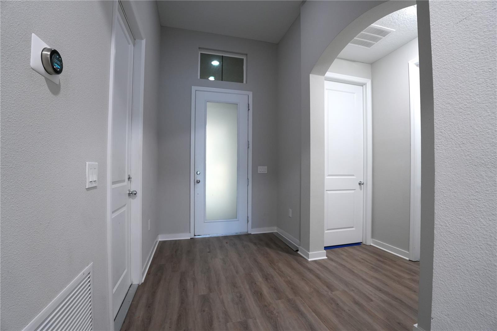 Image 3 of 25 For 2004 Grant Avenue