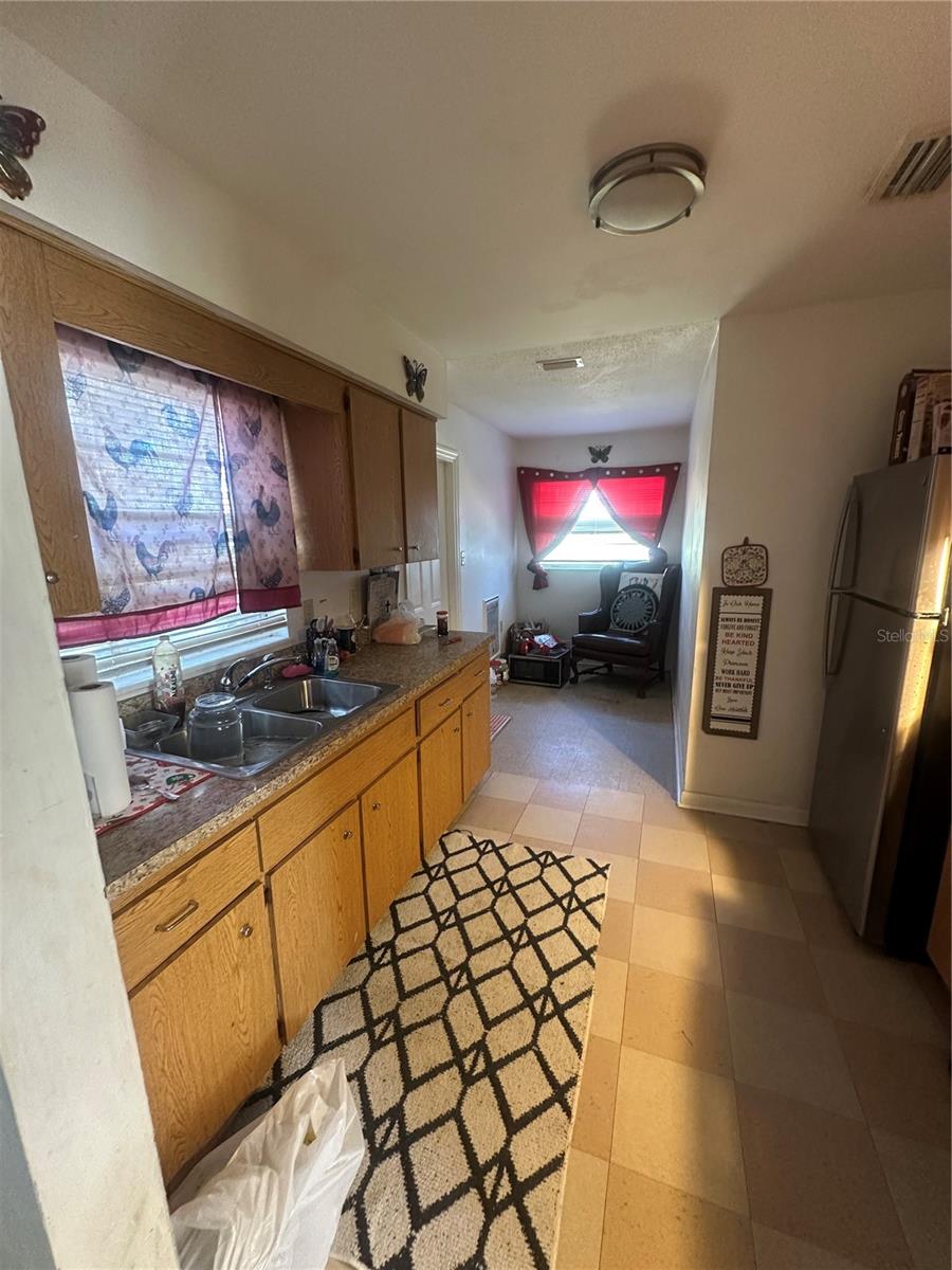 Image 4 of 17 For 4203 Clarinda Street